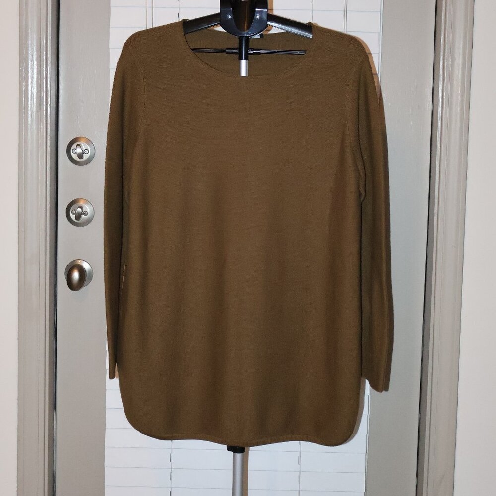 Eileen Fisher 100% Organic Cotton Jersey Long Sleeve – Olive Green, Size L –